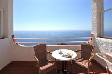 Hotel Salobreña Suites