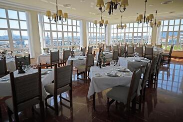 Parador De Ferrol