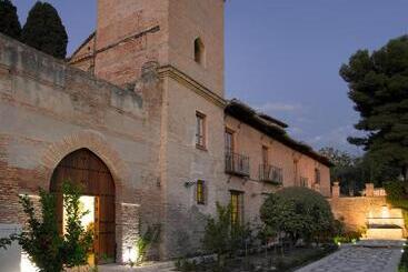 Parador De Granada