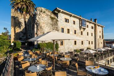 Parador De Hondarribia