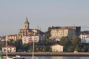 Parador De Hondarribia