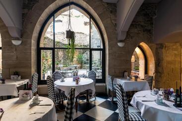 Parador De Hondarribia