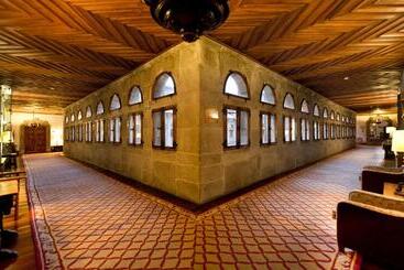 Parador De Santiago   Hostal Reis Catolicos