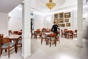 Sercotel Hotel Europa