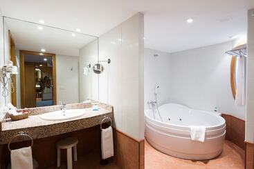 Sommos Hotel Benasque Spa