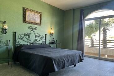 Hospedium Hotel Twist - Torredonjimeno