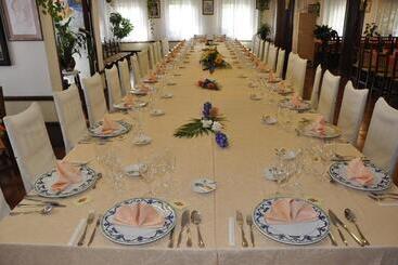 Hotel Castillo D Acher