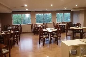 酒店 Duerming Villa De Sarria