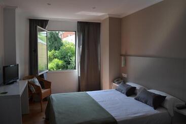 酒店 Duerming Villa De Sarria
