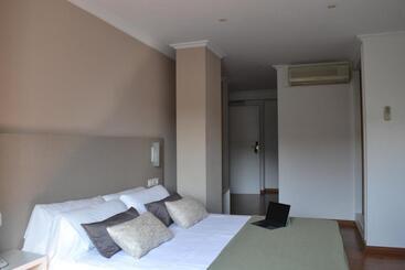 酒店 Duerming Villa De Sarria