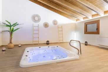 هتل Eth Solan & Spa