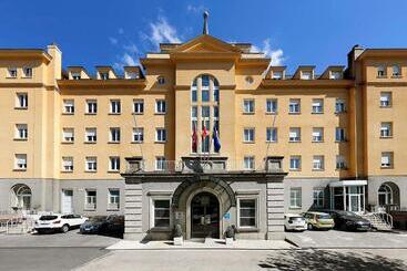 Exe Victoria Palace - San Lorenzo de el Escorial