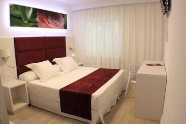 Gran Proa - Raxo