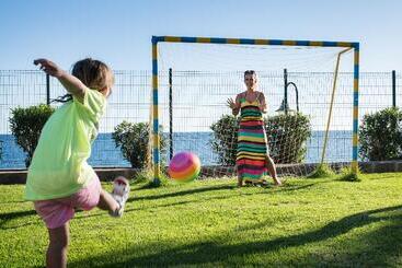 هتل Grand Teguise Playa