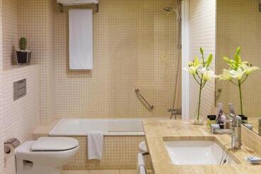 هتل H10 Lanzarote Princess