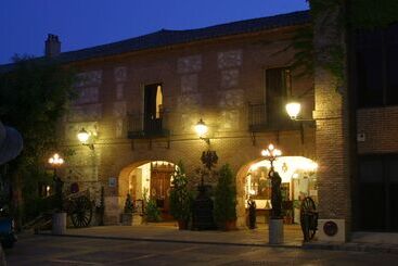 هتل La Casa Grande