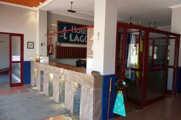 هتل Lago