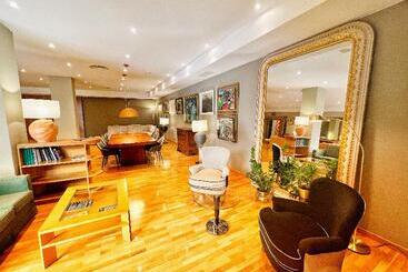 هتل Mercure Carlton Rioja