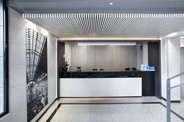 هتل NH Madrid Atocha