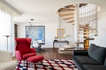 هتل NH Collection Madrid Eurobuilding
