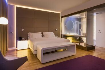 هتل NH Collection Madrid Eurobuilding