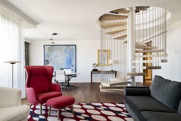 هتل NH Collection Madrid Eurobuilding