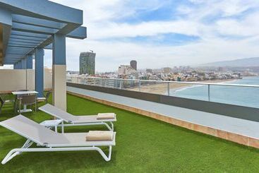 هتل NH Imperial Playa