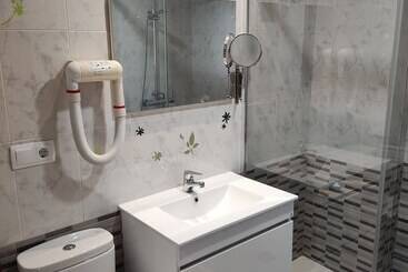 هتل Nuevo Cachalote