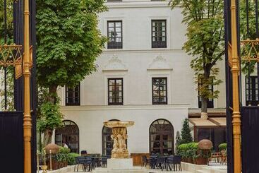 Palacio De Los Duques Gran Meliá The Leading Hotels Of The World