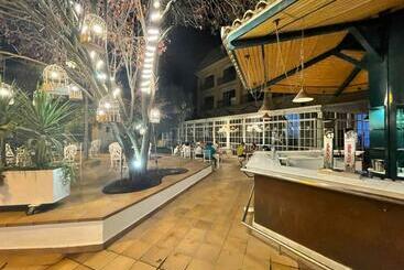 هتل Rl Ciudad De Ubeda
