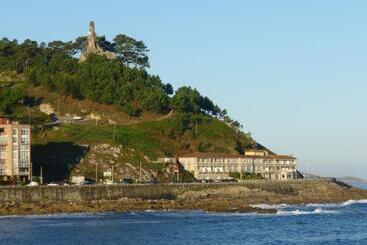 Rompeolas - Baiona