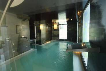 هتل Spa Jardines De Lorca