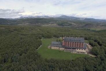 Parador De Cervera De Pisuerga