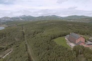 Parador De Cervera De Pisuerga