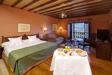 Parador De Cervera De Pisuerga