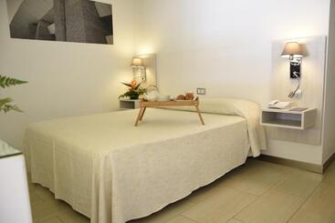 Udalla Park   Hotel & Apartamentos - Playa de las Américas