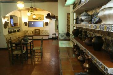 Hostal Del Senglar