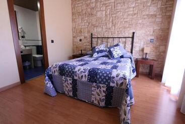Hostal Del Senglar
