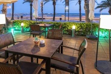هتل 4r Casablanca Playa