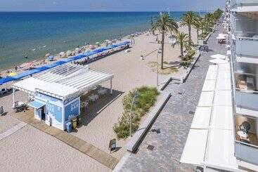 هتل 4r Miramar Calafell