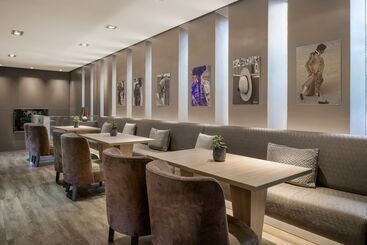 Ac Hotel Ciudad De Sevilla By Marriott