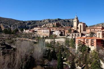 هتل Albarracin