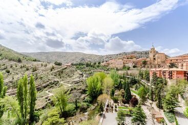 هتل Albarracin