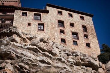 هتل Albarracin