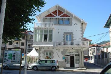 هتل Atalaya