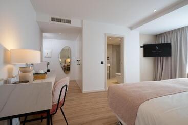 Hotell Óbal Urban