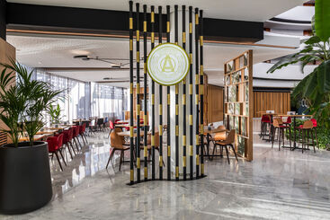 هتل Barcelo Sevilla Renacimiento