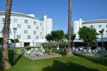 هتل Barcelo Sevilla Renacimiento