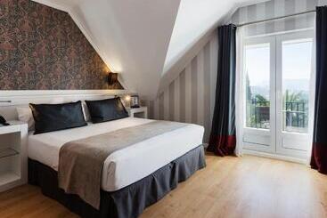 Hotel Catalonia Reina Victoria