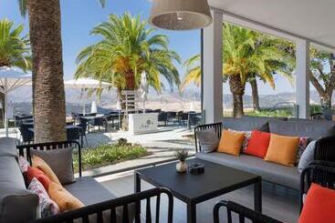 Hotel Catalonia Reina Victoria
